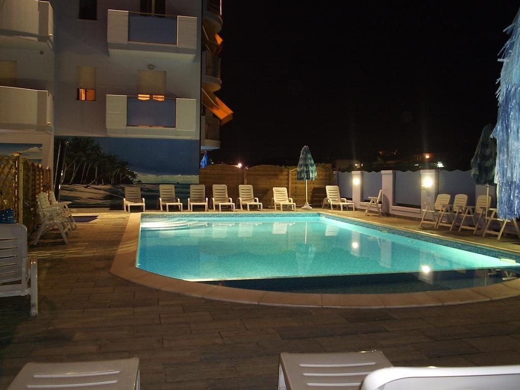 Residence Blumarine Giulianova Exteriér fotografie