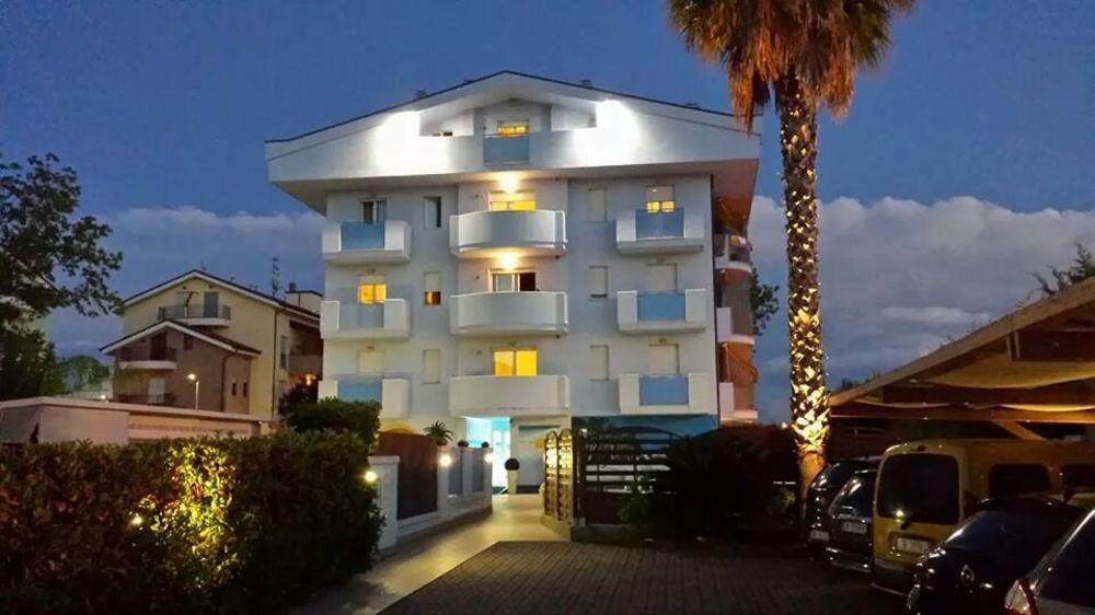 Residence Blumarine Giulianova Exteriér fotografie